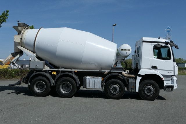 Mercedes-Benz 3240 B Arocs 8x4, Liebherr THM 905, 9m³, 79tkm - Camion malaxeur: photos 5 Mercedes-Benz 3240 B Arocs 8x4, Liebherr THM 905, 9m³, 79tkm - Camion malaxeur: photos 5