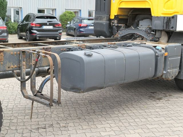 Renault 460 Premium Lander 6x4, Retarder, 10Räder, Klima - Châssis cabine: photos 3 Renault 460 Premium Lander 6x4, Retarder, 10Räder, Klima - Châssis cabine: photos 3