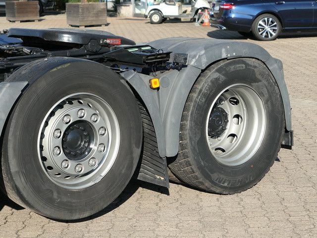 MAN 26.500 TGX 6x2, Intarder, Standklima, Klima, ADR - Tracteur routier: photos 3 MAN 26.500 TGX 6x2, Intarder, Standklima, Klima, ADR - Tracteur routier: photos 3