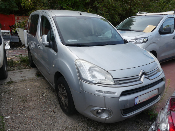 Voiture Citroën Berlingo (2014-92.824 km) - VIN VF77J9HP0EJ546013 - Autre matériel: photos 3 Voiture Citroën Berlingo (2014-92.824 km) - VIN VF77J9HP0EJ546013 - Autre matériel: photos 3