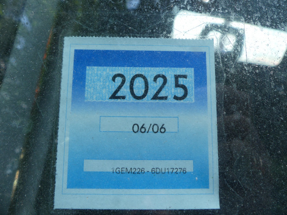 Camion Mitsubishi Canter Fuso ( vin : TYBFE84BG6DU17276) - Remorqueuse: photos 4 Camion Mitsubishi Canter Fuso ( vin : TYBFE84BG6DU17276) - Remorqueuse: photos 4