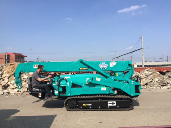Mini grue MAEDA - Mini grue: photos 4 Mini grue MAEDA - Mini grue: photos 4