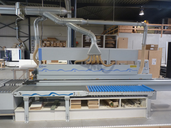 Plaqueuse de chants Brandt Highflex 1440 KDF 440 (211-0261206590-2012) + Rallonge avec convoyeur à rouleaux - Machine à bois: photos 1 Plaqueuse de chants Brandt Highflex 1440 KDF 440 (211-0261206590-2012) + Rallonge avec convoyeur à rouleaux - Machine à bois: photos 1