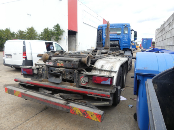 REF:1376 - Camion porte-container MAN TGS (2014-573.144 km) - Camion ampliroll: photos 3 REF:1376 - Camion porte-container MAN TGS (2014-573.144 km) - Camion ampliroll: photos 3