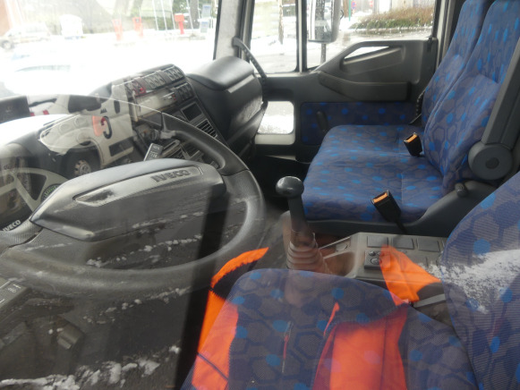 Camion fourgon REF:num imat PLI114 - Camion tapissière Iveco Iveco eurocarg 75E/3.2: photos 16