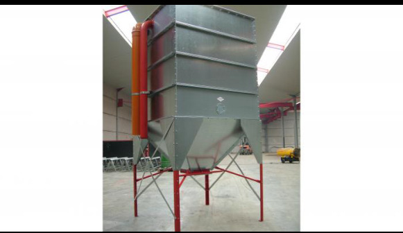 Silo d'intérieur - Machine agroalimentaire: photos 1 Silo d'intérieur - Machine agroalimentaire: photos 1