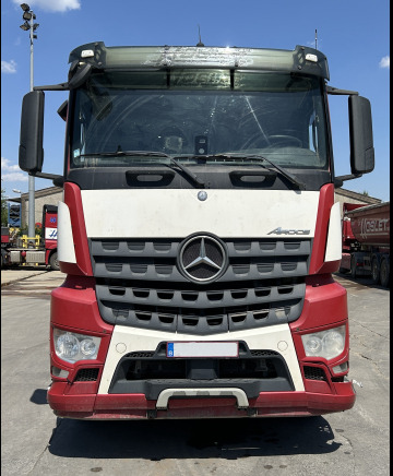 Tracteur routier 4x2 Mercedes Arocs 1845 LS (2014 - 699.681 km) - Tracteur routier: photos 2 Tracteur routier 4x2 Mercedes Arocs 1845 LS (2014 - 699.681 km) - Tracteur routier: photos 2