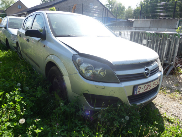 Voiture Opel Astra - Voiture: photos 2 Voiture Opel Astra - Voiture: photos 2