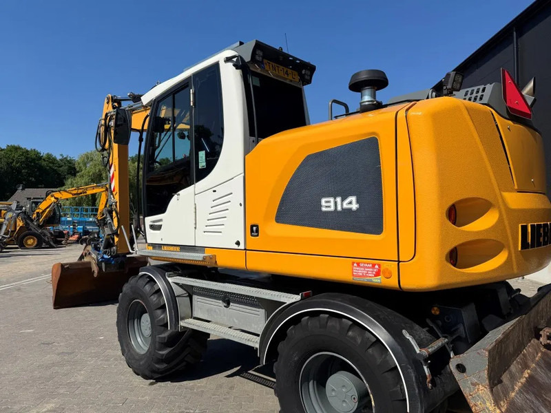 Liebherr A914 2018 8950 uur NL Machine - Pelle sur pneus: photos 3 Liebherr A914 2018 8950 uur NL Machine - Pelle sur pneus: photos 3