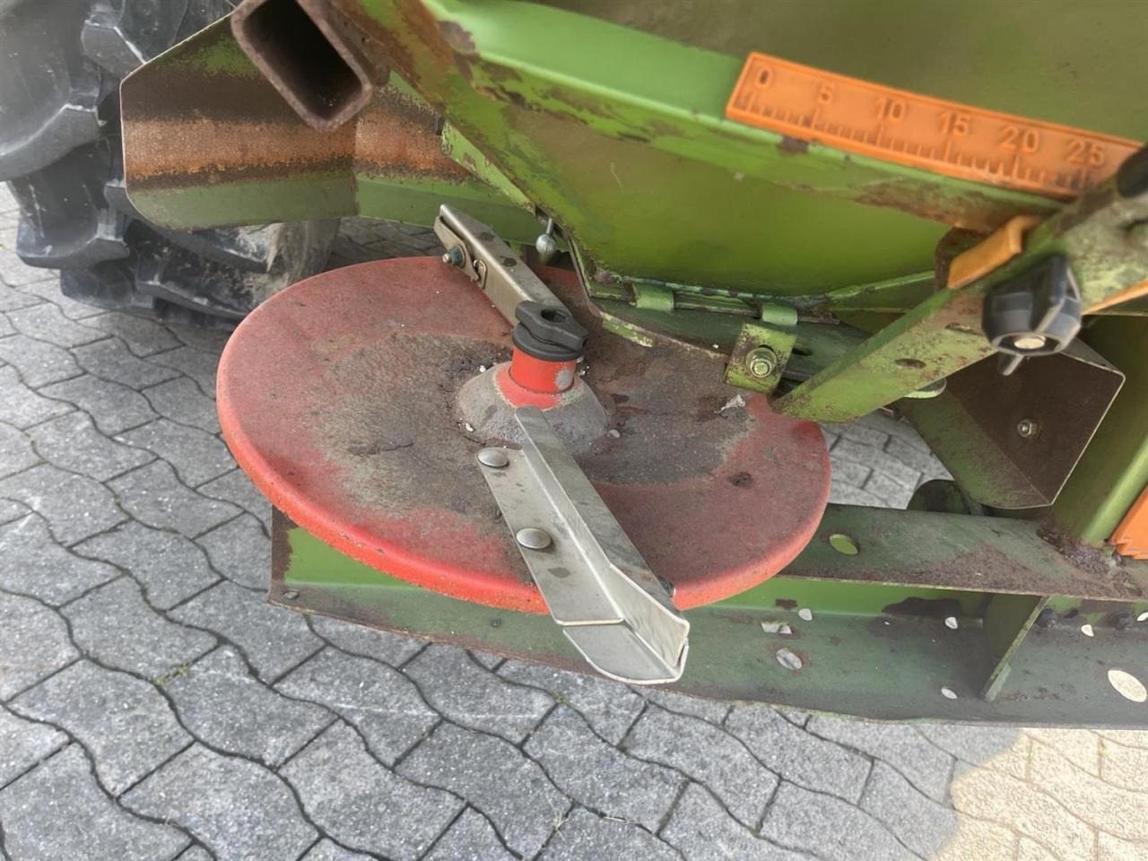 Amazone ZA-U - Distributeur d'engrais: photos 5 Amazone ZA-U - Distributeur d'engrais: photos 5