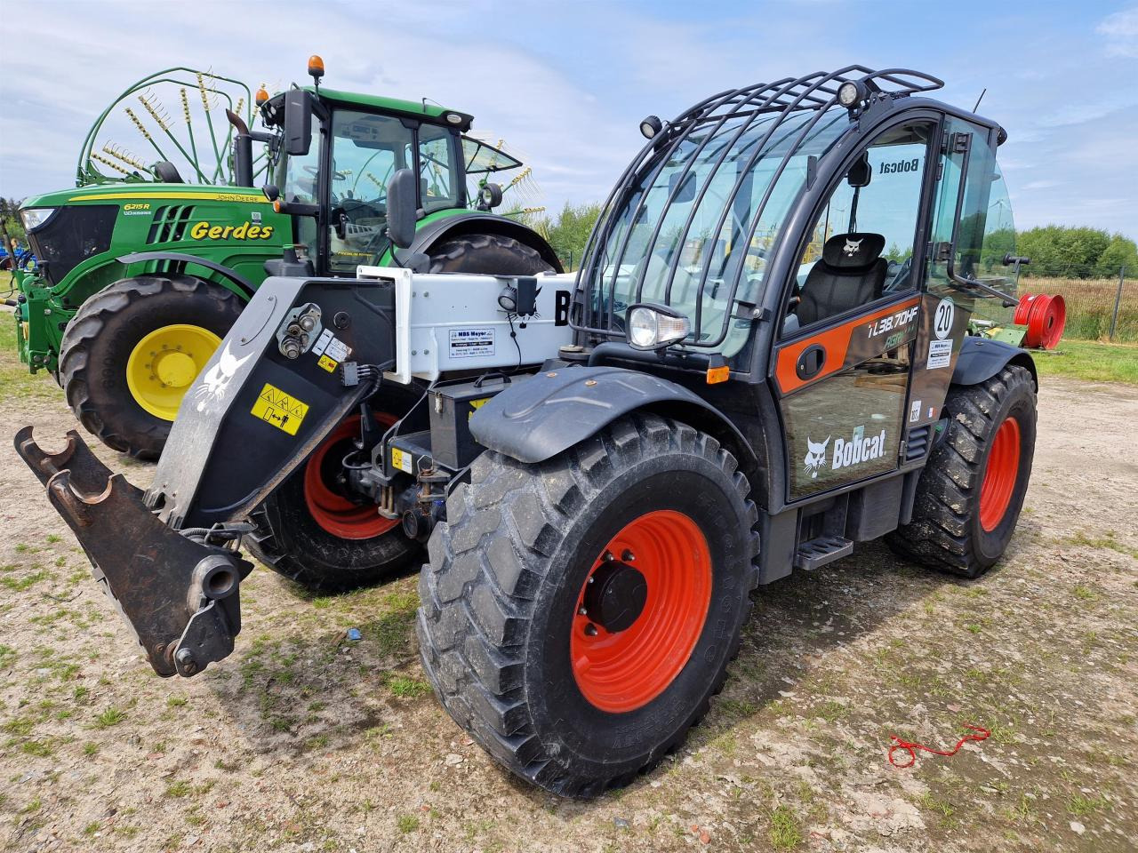 Bobcat TL 38.70 HF - Chariot télescopique: photos 1 Bobcat TL 38.70 HF - Chariot télescopique: photos 1
