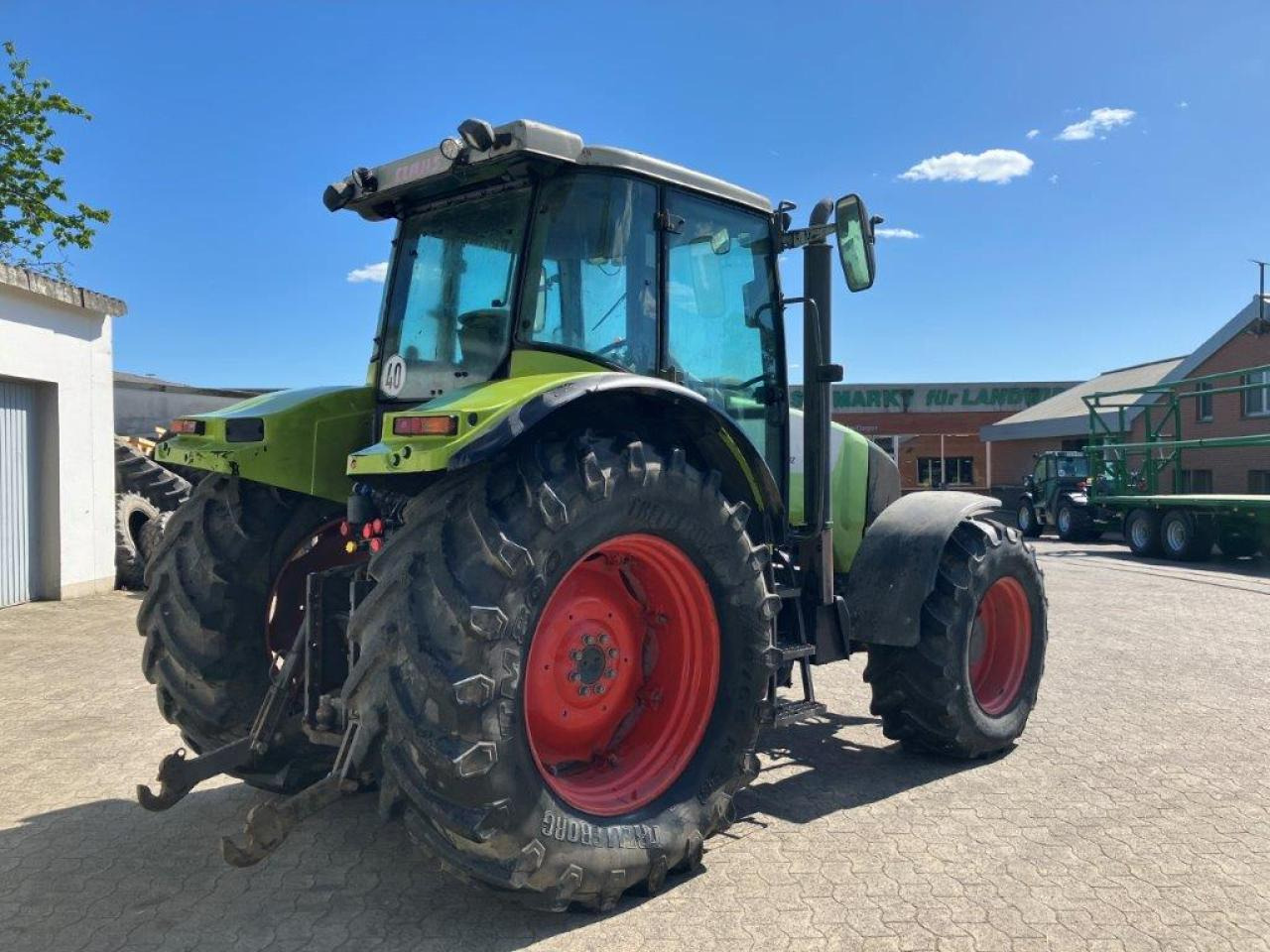 CLAAS Ares 696 - Tracteur agricole: photos 2 CLAAS Ares 696 - Tracteur agricole: photos 2