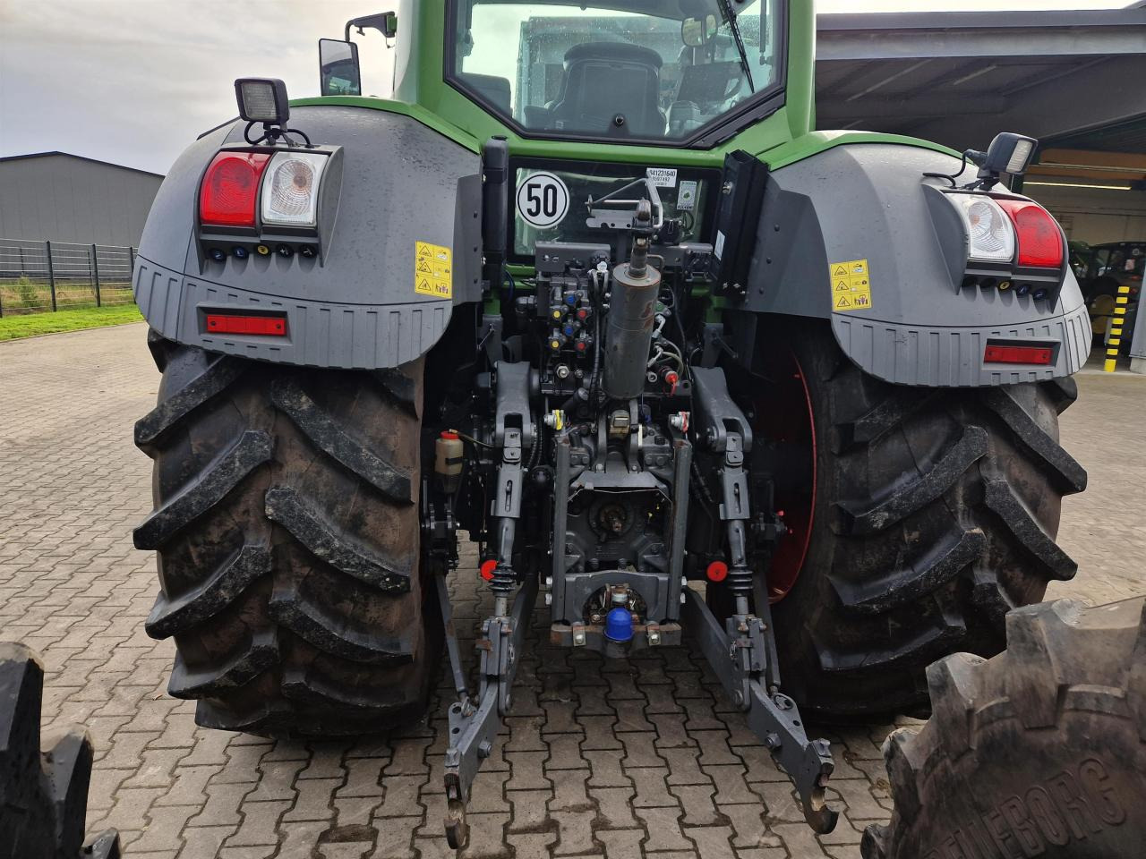 Fendt 826 Vario S4 Profi Plus - Tracteur agricole: photos 3 Fendt 826 Vario S4 Profi Plus - Tracteur agricole: photos 3