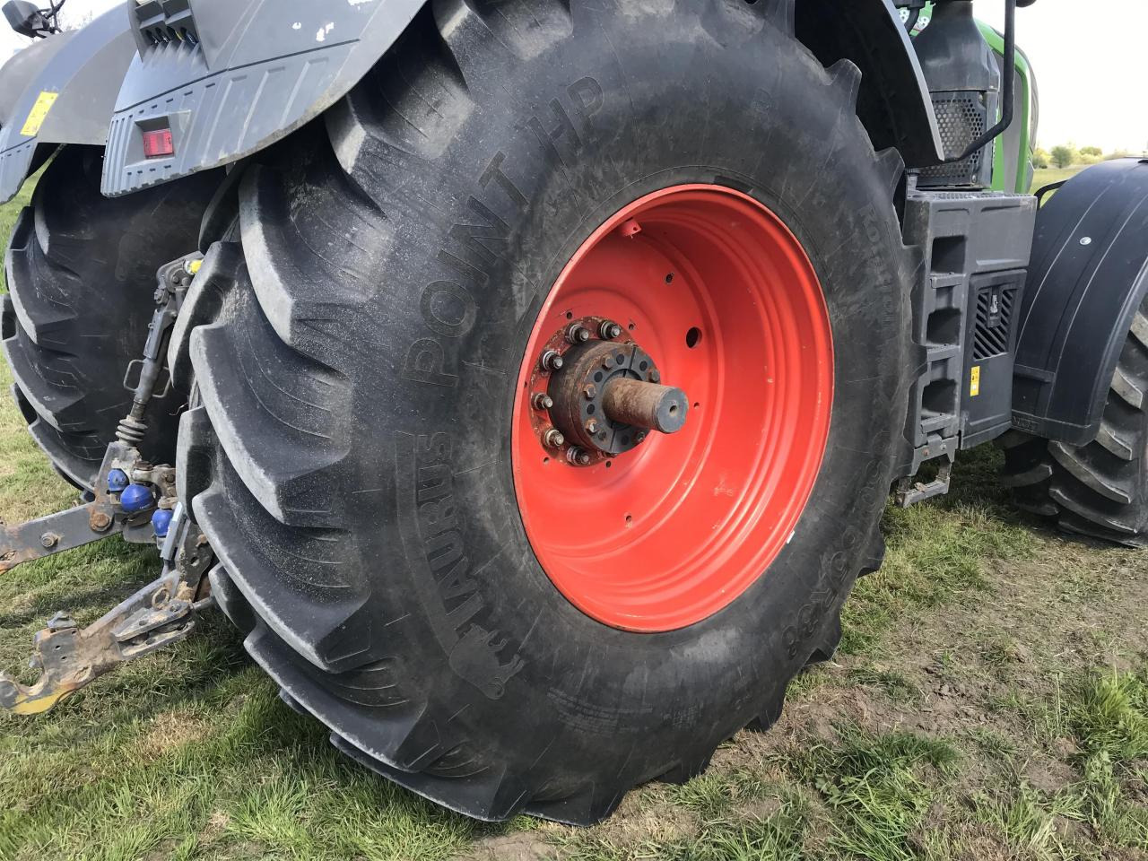 Tracteur agricole Fendt 828 Vario: photos 15