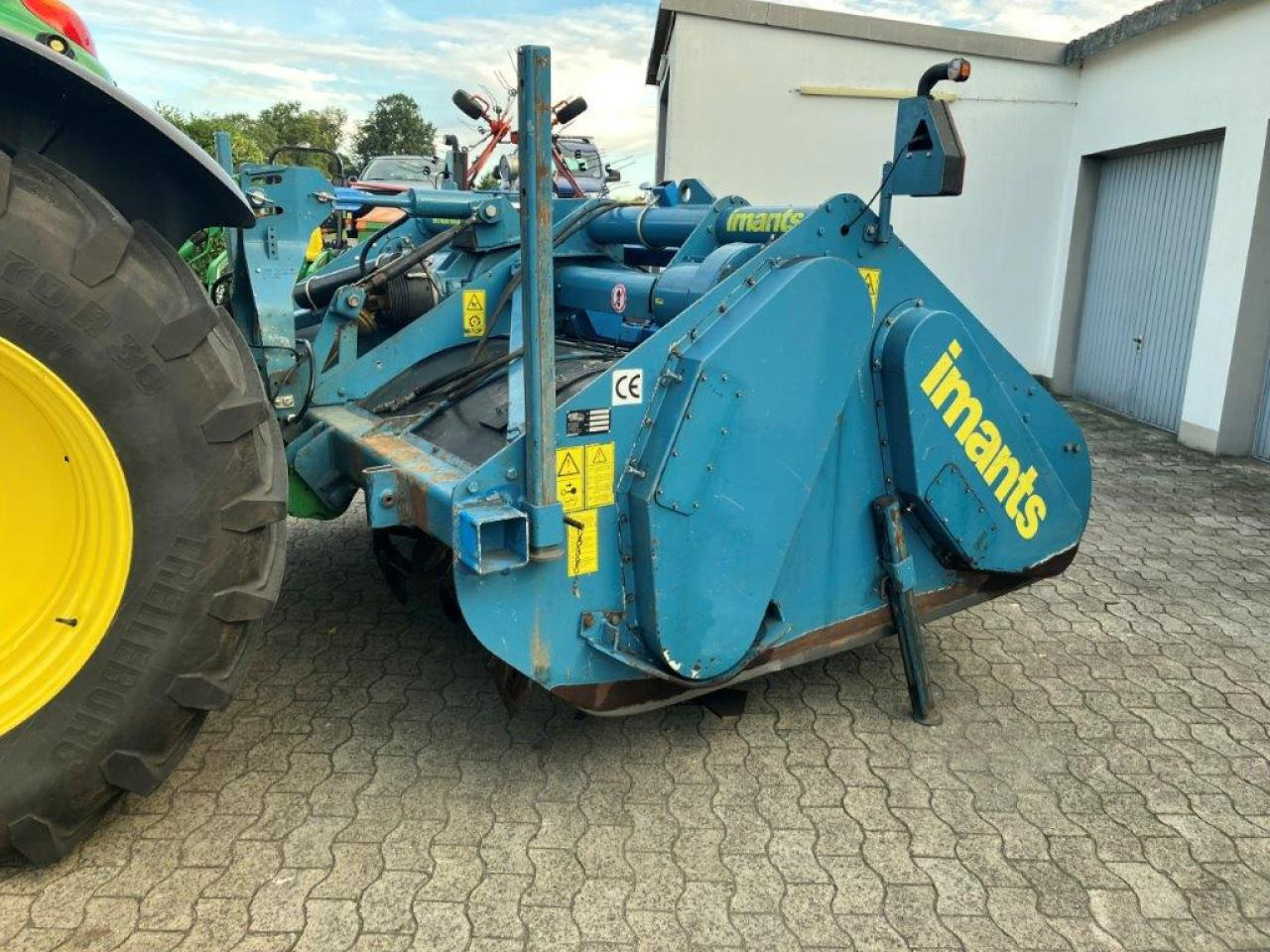 Imants 47 SP 300 DRH - Outils du sol: photos 1 Imants 47 SP 300 DRH - Outils du sol: photos 1