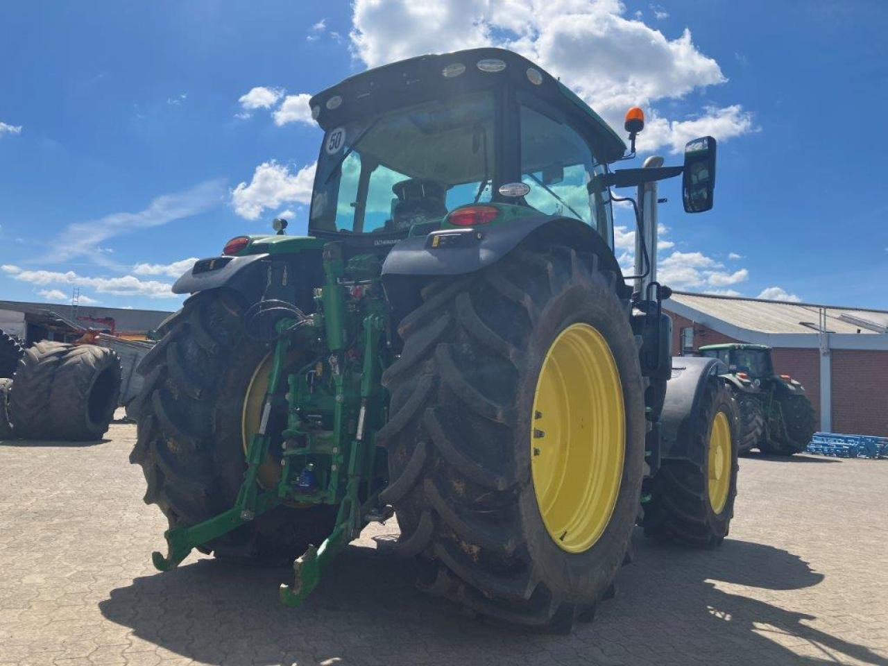 John Deere 6145R - Tracteur agricole: photos 4 John Deere 6145R - Tracteur agricole: photos 4