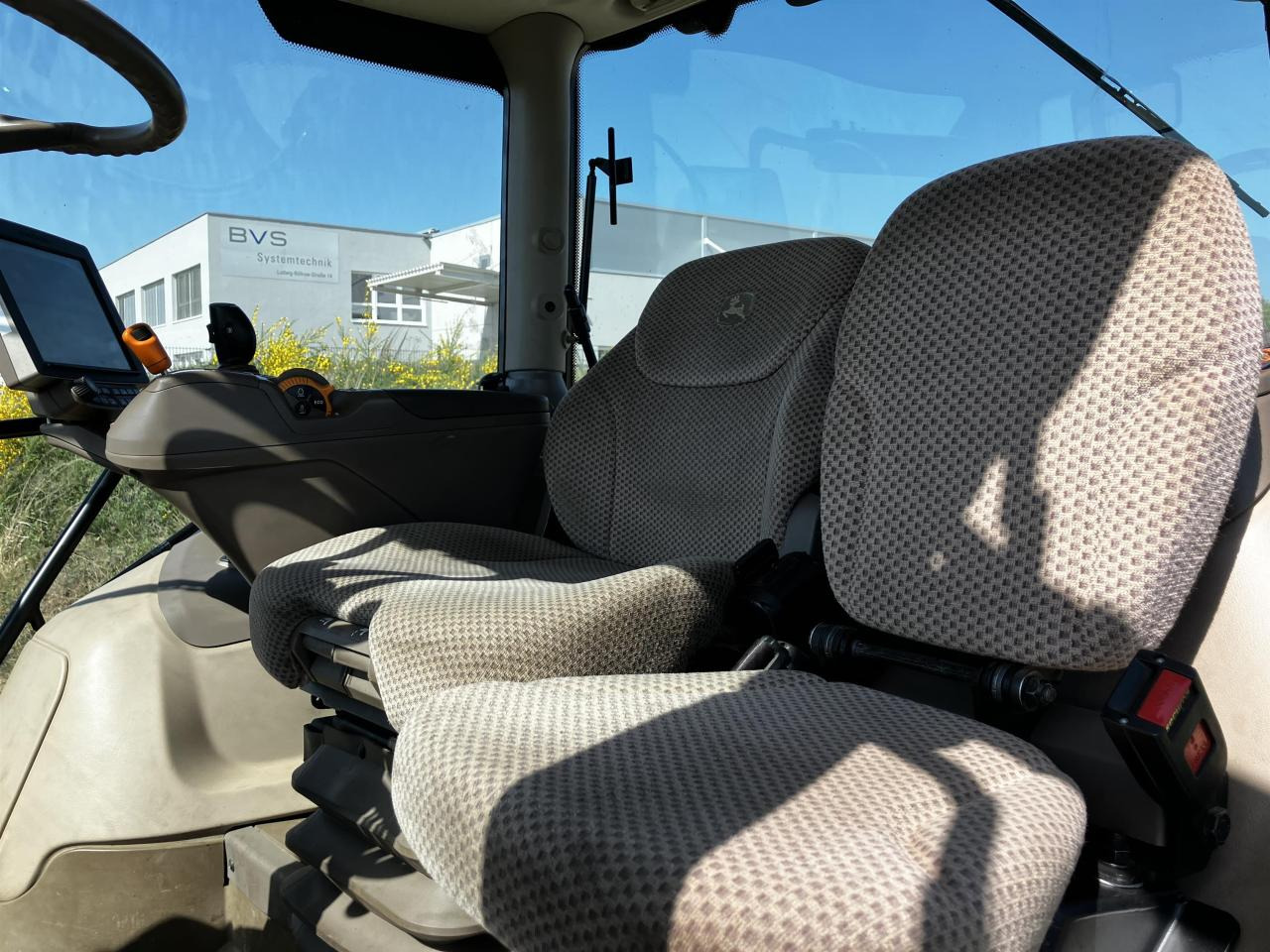 Crédit-bail de John Deere 6215R John Deere 6215R: photos 6