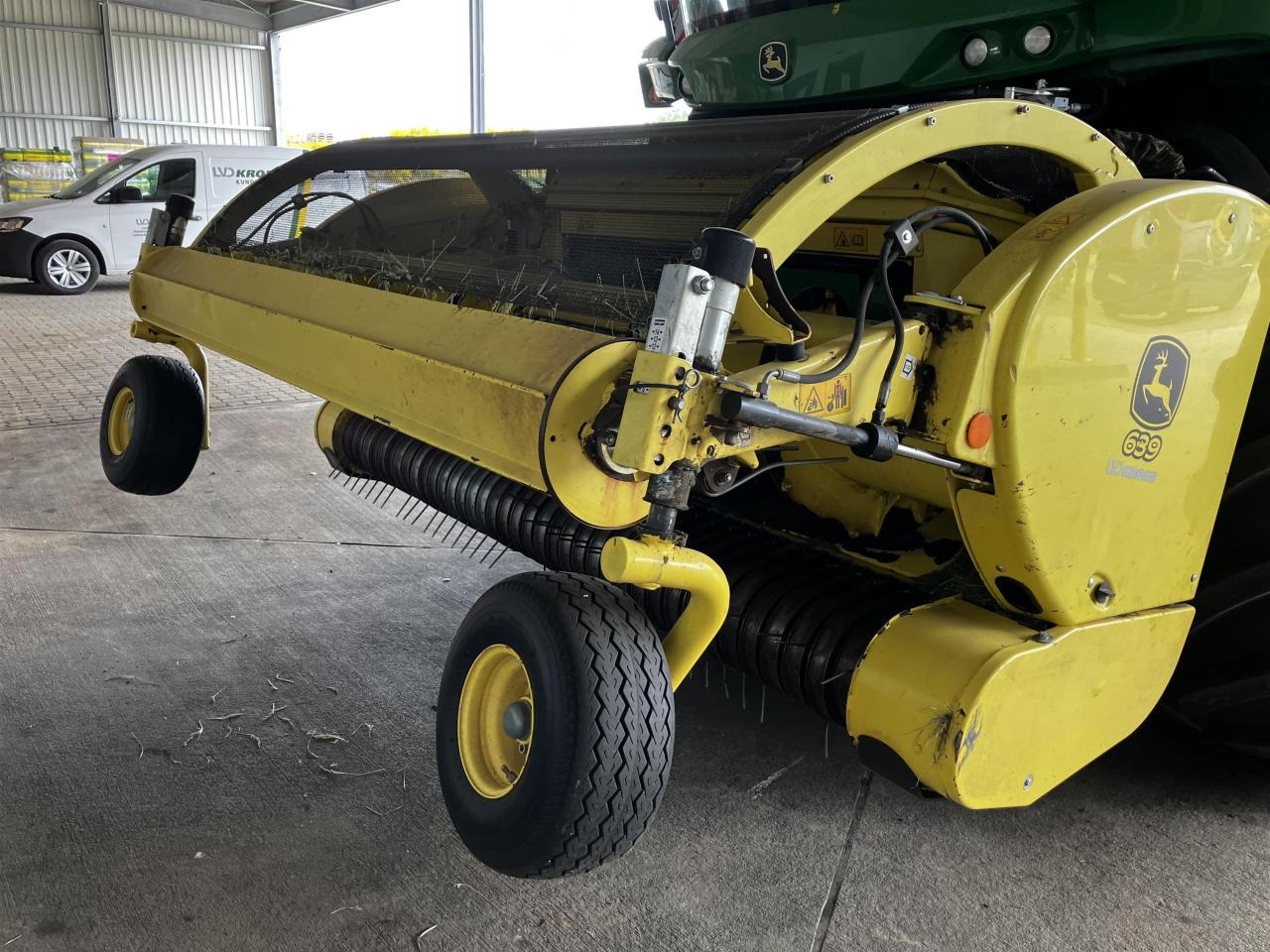 John Deere 639 - Accessoire aux ensileuses: photos 2 John Deere 639 - Accessoire aux ensileuses: photos 2
