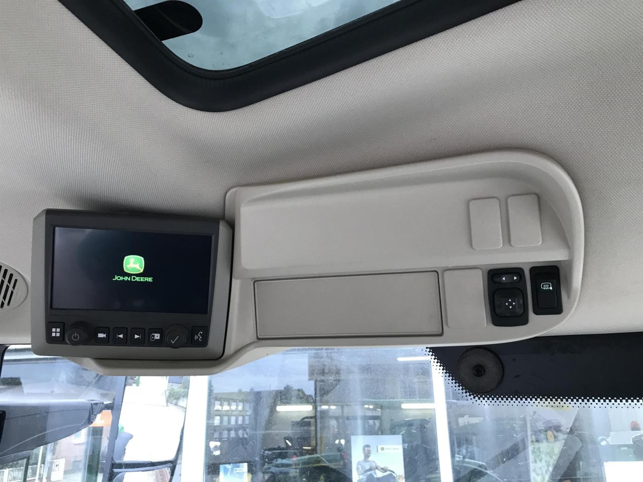 John Deere 6R 140 - Tracteur agricole: photos 4 John Deere 6R 140 - Tracteur agricole: photos 4