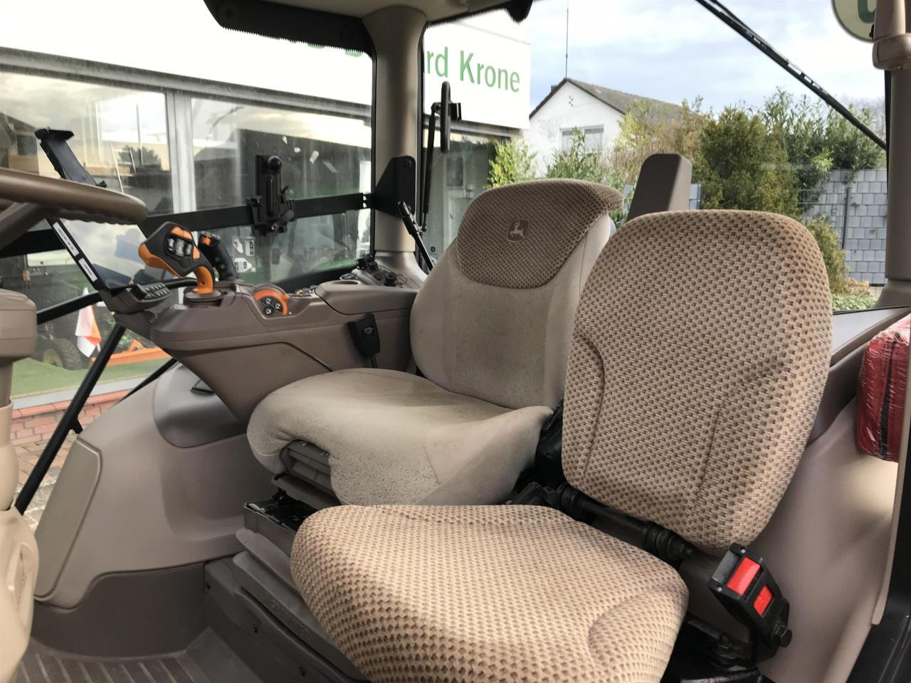 John Deere 6R 140 - Tracteur agricole: photos 2 John Deere 6R 140 - Tracteur agricole: photos 2