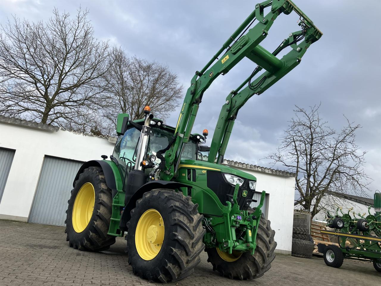 John Deere 6R 155 - Tracteur agricole: photos 2 John Deere 6R 155 - Tracteur agricole: photos 2