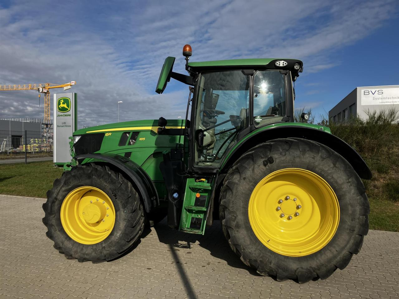 John Deere 6R 185 - Tracteur agricole: photos 1 John Deere 6R 185 - Tracteur agricole: photos 1