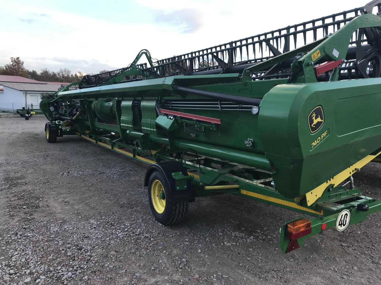 John Deere 740 Premium Flow - Accessoire aux ensileuses: photos 1 John Deere 740 Premium Flow - Accessoire aux ensileuses: photos 1