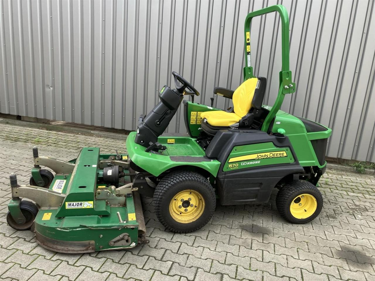 John Deere F1570 Frontmäher - Motofaucheuse: photos 1 John Deere F1570 Frontmäher - Motofaucheuse: photos 1