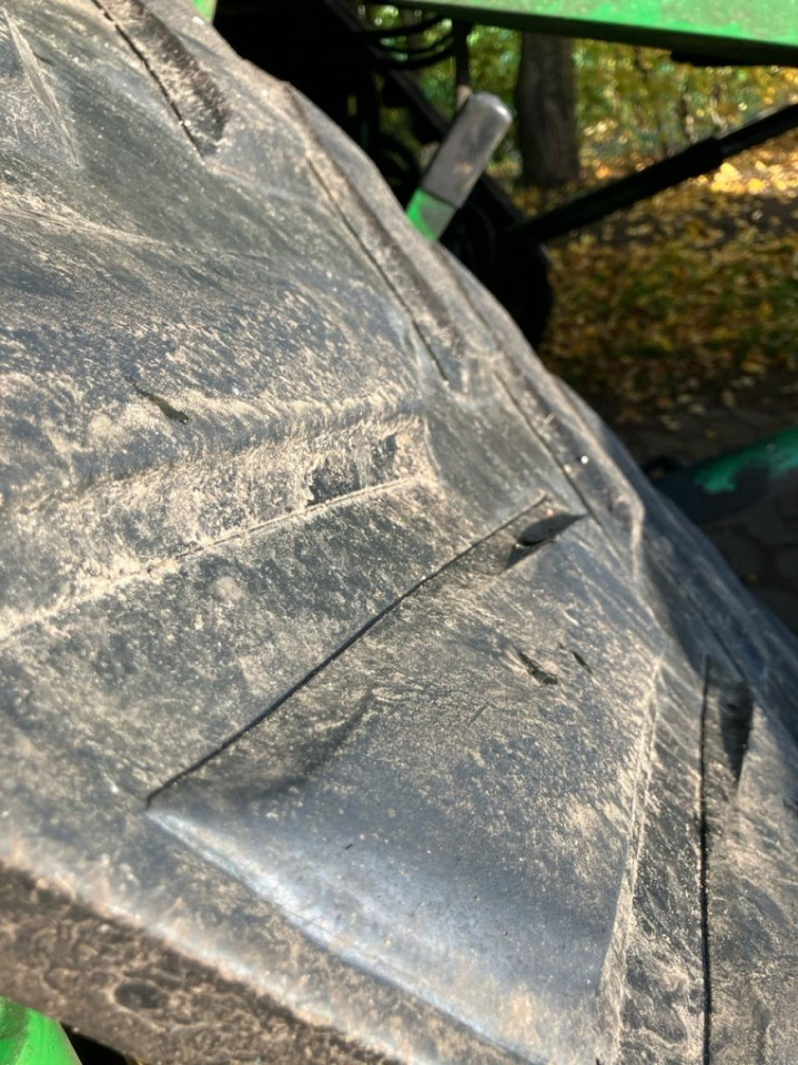 John Deere T 670 - Moissonneuse-batteuse: photos 4 John Deere T 670 - Moissonneuse-batteuse: photos 4