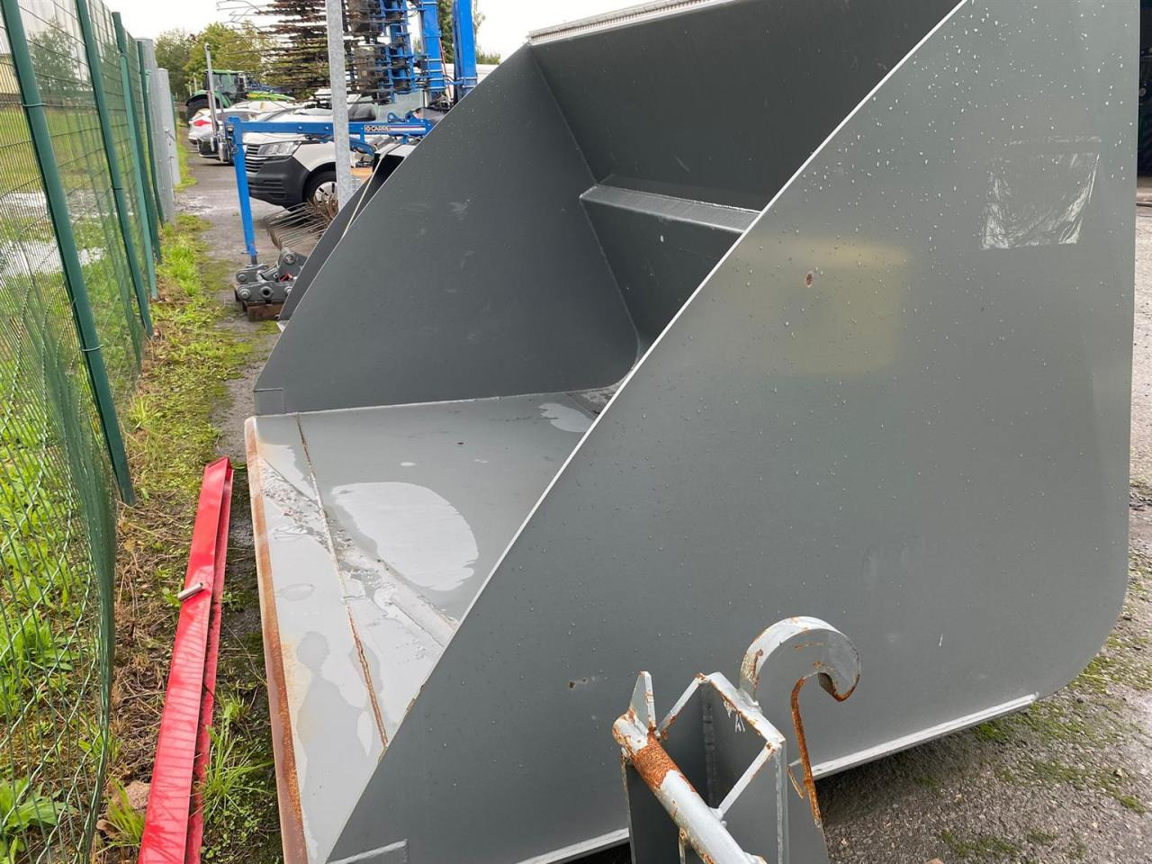 Kramer 2500 mm - Godet: photos 1 Kramer 2500 mm - Godet: photos 1