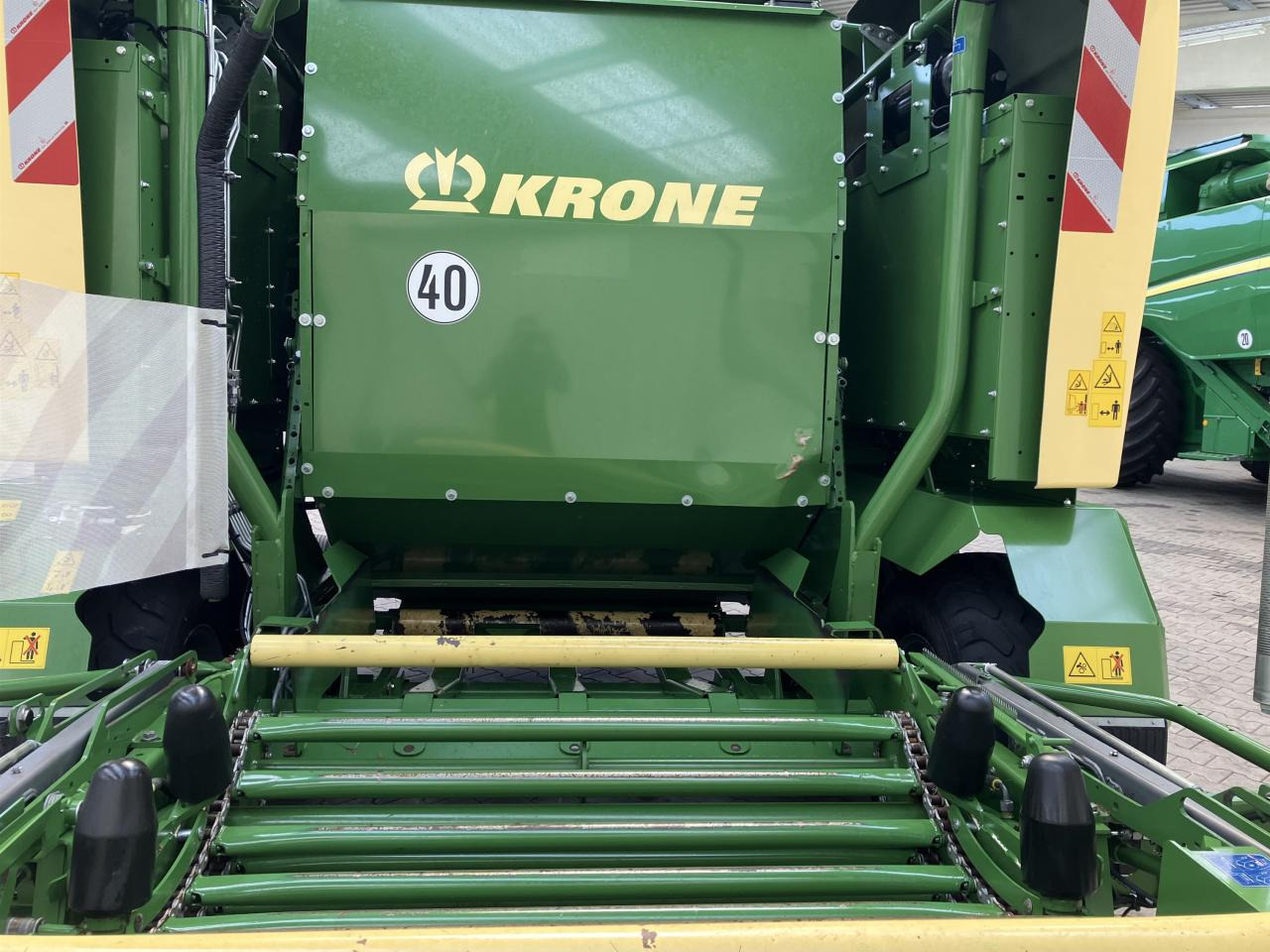 Krone CF 155 XC Comprima - Presse à balles rondes: photos 4 Krone CF 155 XC Comprima - Presse à balles rondes: photos 4