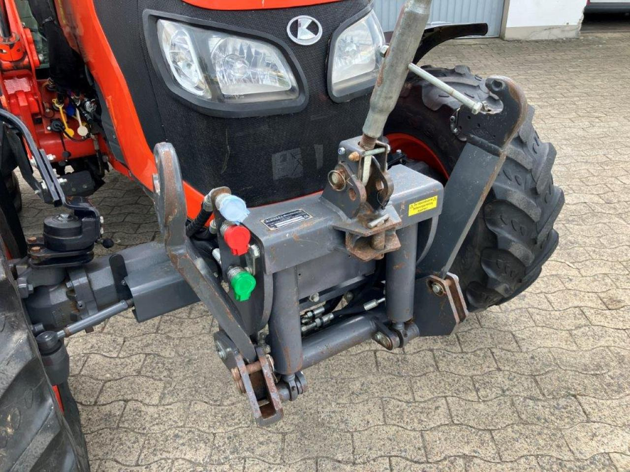Kubota 7040 Hydro-Shift - Tracteur agricole: photos 3 Kubota 7040 Hydro-Shift - Tracteur agricole: photos 3