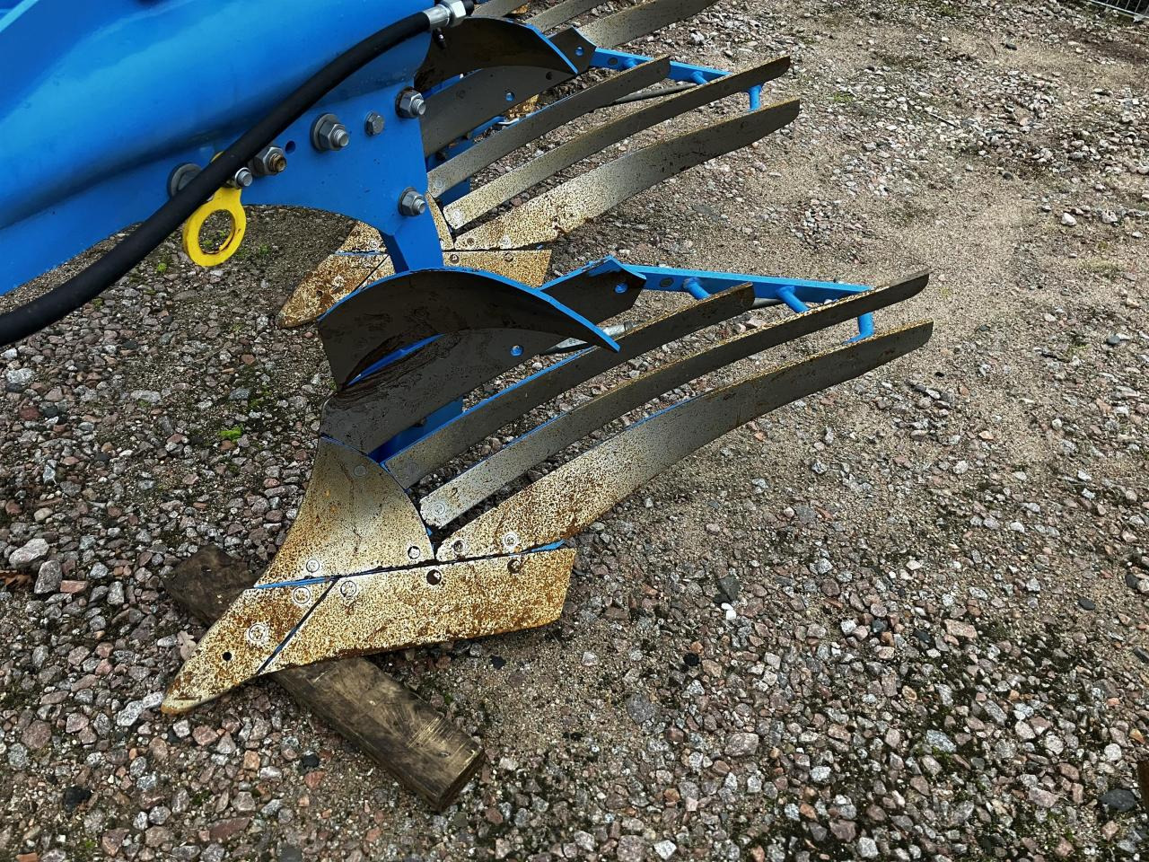 Lemken Juwel 8 M V U 5 L 100 - Charrue: photos 4 Lemken Juwel 8 M V U 5 L 100 - Charrue: photos 4