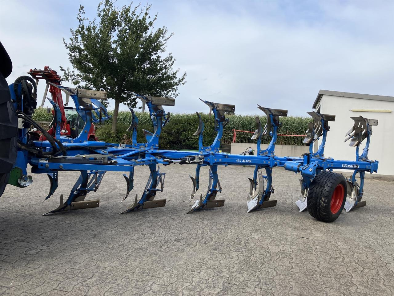 Lemken Juwel 8 MV 5+1 N 100 - Charrue: photos 2 Lemken Juwel 8 MV 5+1 N 100 - Charrue: photos 2
