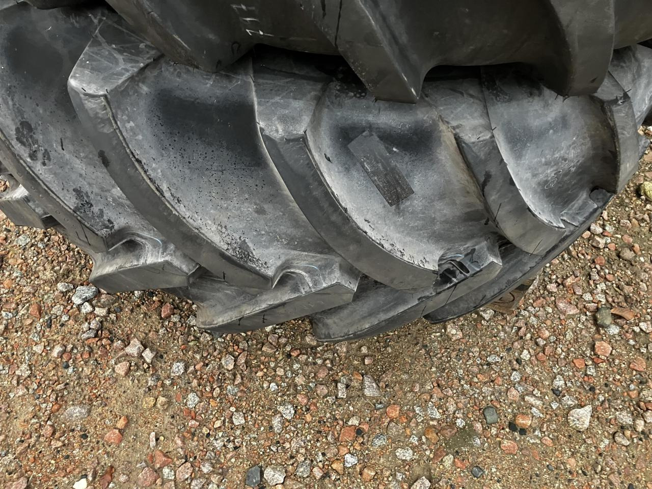 Mitas 500/80R28 - Pneu pour Machine agricole: photos 3 Mitas 500/80R28 - Pneu pour Machine agricole: photos 3