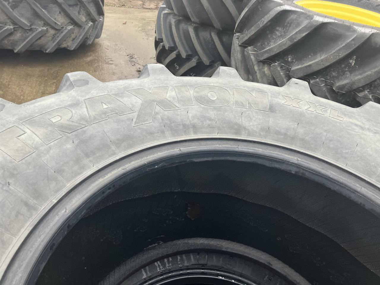 Vredestein 600/70R30 - Pneu pour Machine agricole: photos 3 Vredestein 600/70R30 - Pneu pour Machine agricole: photos 3