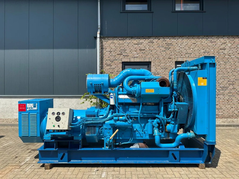Cummins KTTA 19 G 450 kVA noodstroom generatorset as New ! 196 hours ! - Groupe électrogène: photos 1 Cummins KTTA 19 G 450 kVA noodstroom generatorset as New ! 196 hours ! - Groupe électrogène: photos 1