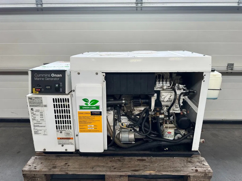 Cummins Onan MDKBP Kubota 4 cilinder Diesel 13.5 kVA Marine Silent generatorset - Groupe électrogène: photos 2 Cummins Onan MDKBP Kubota 4 cilinder Diesel 13.5 kVA Marine Silent generatorset - Groupe électrogène: photos 2