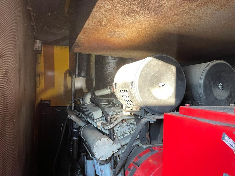 Cummins VTA 28 G3 Siemens 650 kVA generatorset in 20 ft container - Groupe électrogène: photos 2 Cummins VTA 28 G3 Siemens 650 kVA generatorset in 20 ft container - Groupe électrogène: photos 2