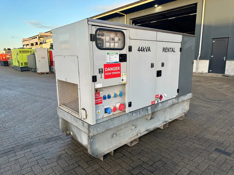 Europower EPUS44TDE Kubota Leroy Somer 44 kVA Supersilent Rental generatorset - Groupe électrogène: photos 1 Europower EPUS44TDE Kubota Leroy Somer 44 kVA Supersilent Rental generatorset - Groupe électrogène: photos 1