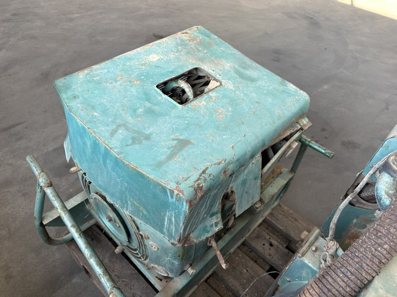 Groupe électrogène GENERATOR Onan Portaweld 200 Las generator Welding generator 200 Amp Benzine Petrol: photos 6