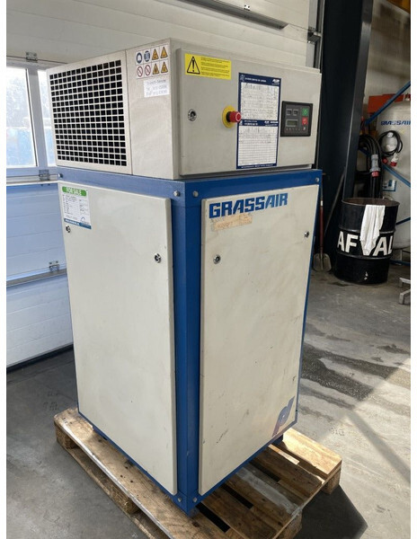 Grassair WIS11.7 4 kW 550 L / min 7 Bar watergesmeerde schroefcompressor - Compresseur d'air: photos 2 Grassair WIS11.7 4 kW 550 L / min 7 Bar watergesmeerde schroefcompressor - Compresseur d'air: photos 2