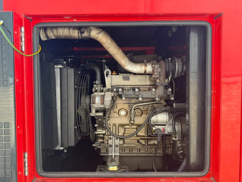 Himoinsa HYW 20 Yanmar Stamford 20 kVA Supersilent generatorset - Groupe électrogène: photos 2 Himoinsa HYW 20 Yanmar Stamford 20 kVA Supersilent generatorset - Groupe électrogène: photos 2