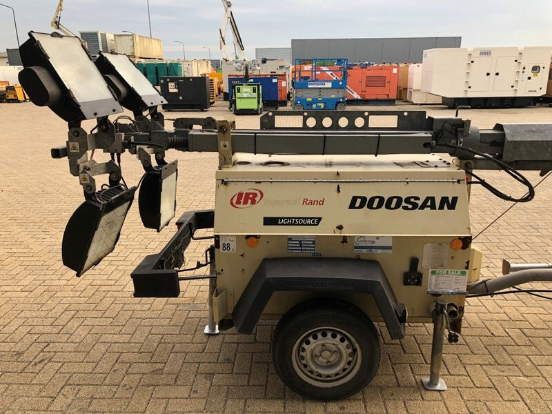 Mat d'éclairage Ingersoll Rand Kubota LT6K 9 meter light tower generator: photos 14