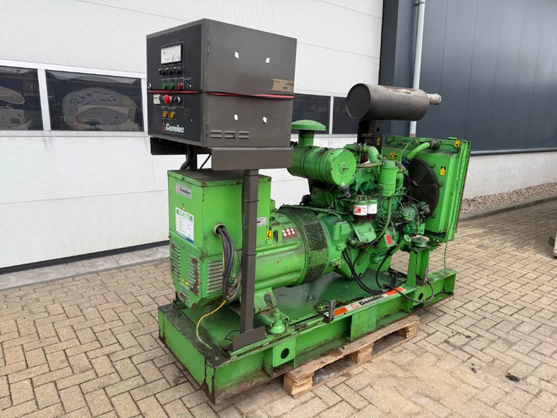 Iveco 8061 SI 16.06 Mecc Alte Spa 100 kVA generatorset - Groupe électrogène: photos 2 Iveco 8061 SI 16.06 Mecc Alte Spa 100 kVA generatorset - Groupe électrogène: photos 2