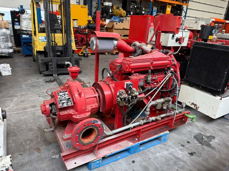 Iveco 8061 SRI 41.00 Armstrong Diesel Waterpomp 454 m3 / h 11 Bar 225 hours ! - Pompe à eau: photos 1 Iveco 8061 SRI 41.00 Armstrong Diesel Waterpomp 454 m3 / h 11 Bar 225 hours ! - Pompe à eau: photos 1
