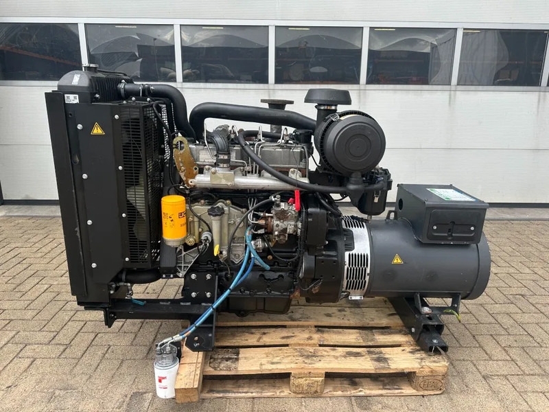 JCB 448 TWGA - 60 Mecc Alte Spa 82.5 kVA generatorset as New ! - Groupe électrogène: photos 1 JCB 448 TWGA - 60 Mecc Alte Spa 82.5 kVA generatorset as New ! - Groupe électrogène: photos 1