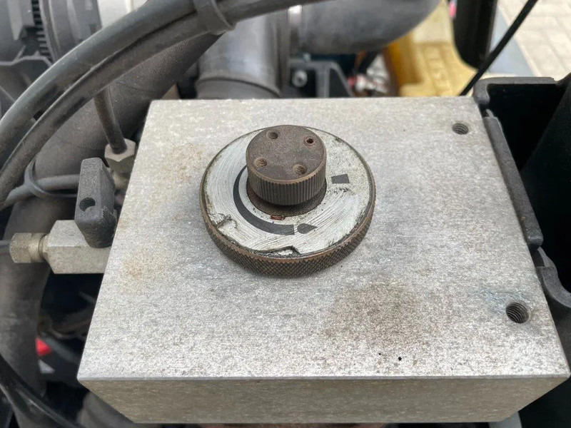 Compresseur d'air Kaeser M27 Kubota 2,7 m3 / min 7 Bar 18 kW Mobiele Silent Diesel Compressor: photos 13