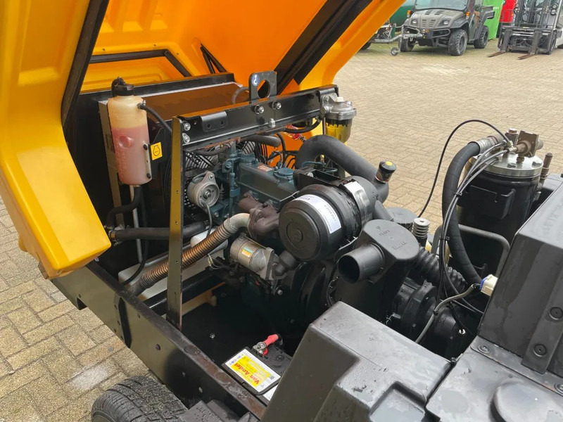 Compresseur d'air Kaeser M27 Kubota 2,7 m3 / min 7 Bar 18 kW Mobiele Silent Diesel Compressor: photos 11