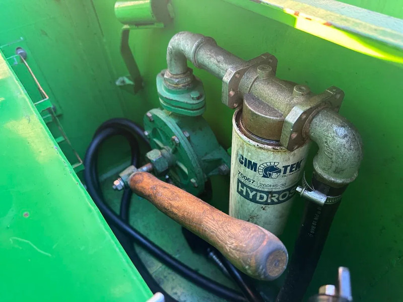 Conteneur maritime Kiwa IBC Steenbergen 750 liter Dieseltank met Handpomp Milieutank: photos 6